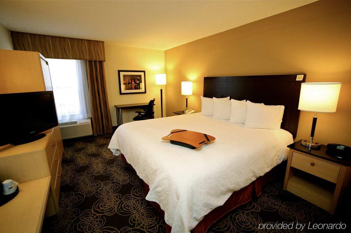 Hampton Inn & Suites Orlando-East Ucf Alafaya Ngoại thất bức ảnh